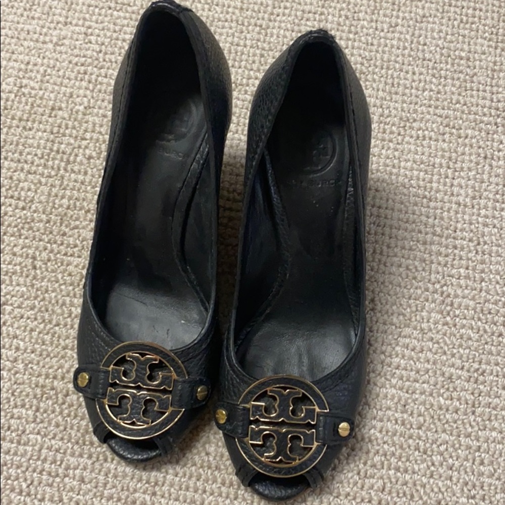 Tory Burch wedges 7